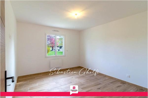 proche de Contres maison de plain-pied- 3 chambres-cellier-garage