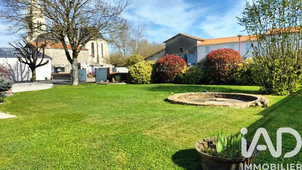 Maison à vendre 5 pièces 119 m² Essarts-en-Bocage