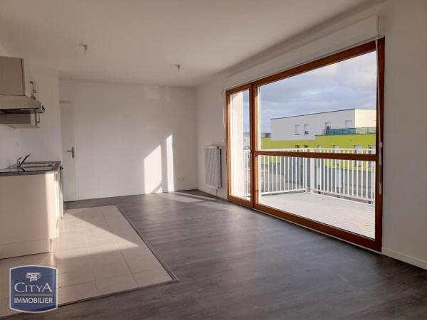 Appartement à louer 4 pièces 75.82m²