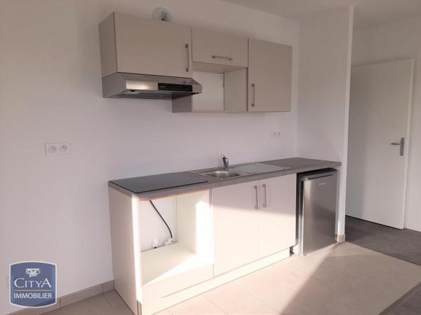 Appartement à louer 4 pièces 75.82m²