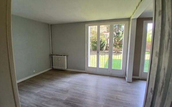 Appartement à louer    3 pièces • 75,85 m2 Compiègne