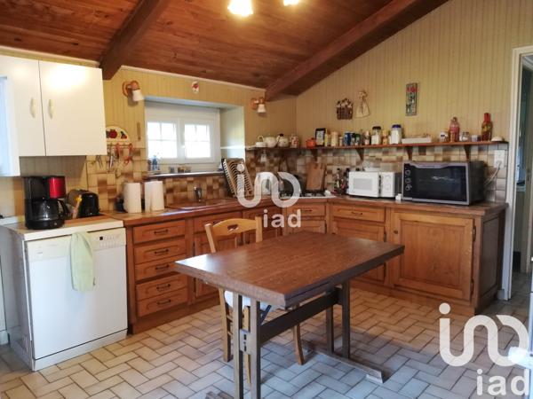 Maison à vendre 7 pièces 200 m² La Bazouge-des-Alleux