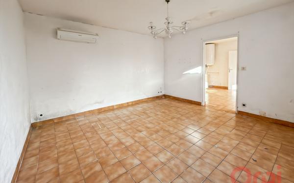 Maison à vendre    3 pièces •  Vias