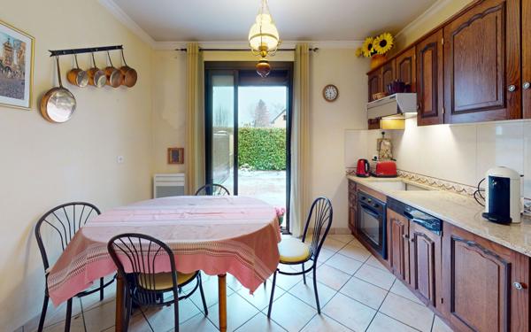 Maison à vendre    6 pièces •  Sébazac-Concourès