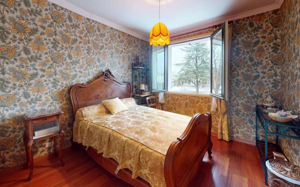 Maison à vendre    6 pièces •  Sébazac-Concourès