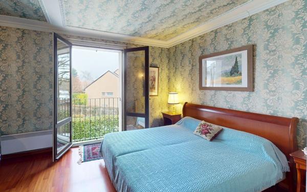 Maison à vendre    6 pièces •  Sébazac-Concourès