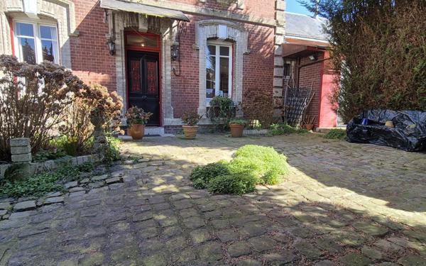 Maison à vendre    6 pièces •  Darnétal