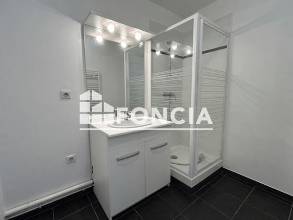 Location Appartement 2 pièces 41.9 m² - 46 AVENUE DE L'EUROPE Le Coudray 28630