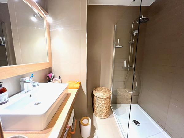 Cagnes Sur Mer 4 P110 m2 Terrasse Jardin Piscine Box Cave