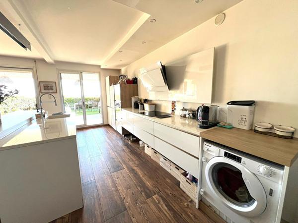 Cagnes Sur Mer 4 P110 m2 Terrasse Jardin Piscine Box Cave