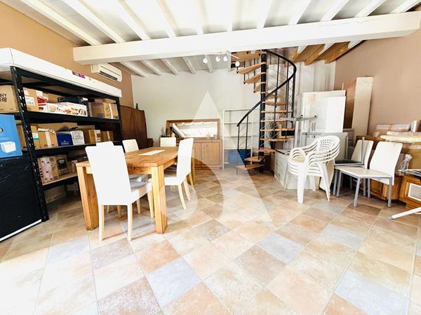 Maison 8 pièces 253 m2