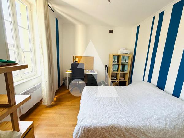 Maison 8 pièces 253 m2