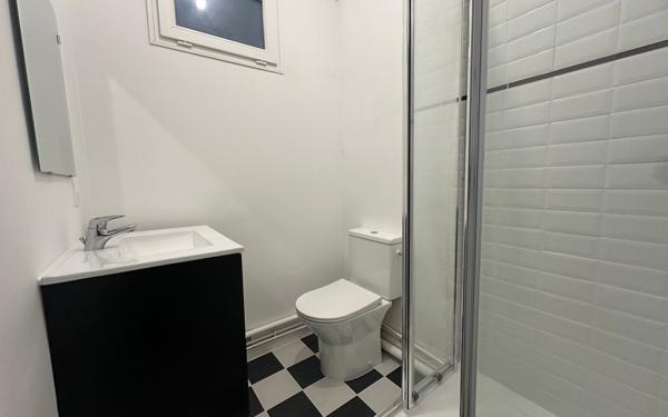 Appartement à vendre    2 pièces •  Brest