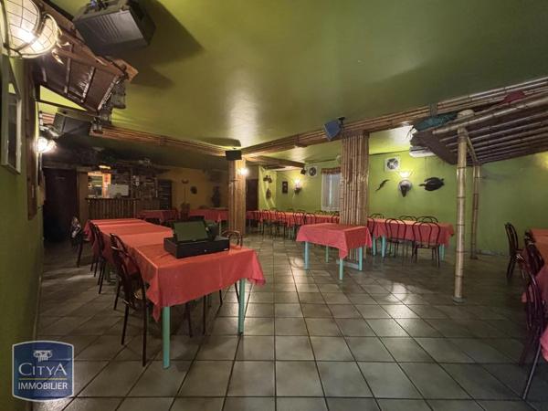 Local commercial à louer 262m² Marignane (13700)