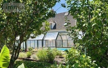 Maison de ville à vendre à Saint-Amand-Montrond dans le Cher (18200), ref : 25048