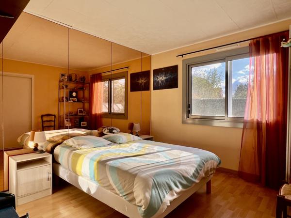 Maison de 123 m² avec grand terrain, piscine couverte, 3 chambres et bureau – Machecoul-Saint-Même (44)