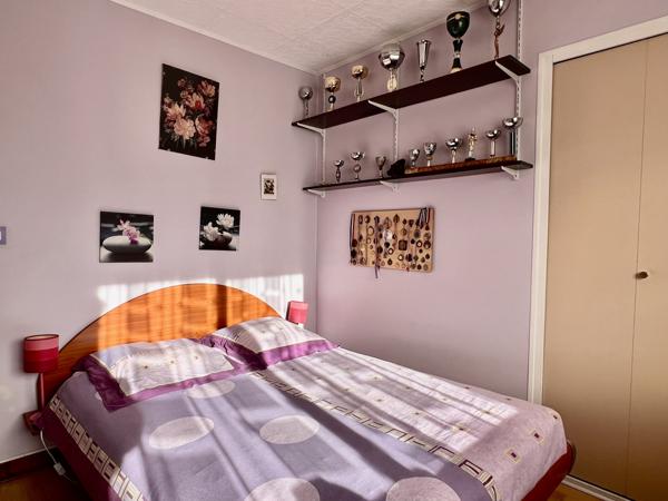 Maison de 123 m² avec grand terrain, piscine couverte, 3 chambres et bureau – Machecoul-Saint-Même (44)