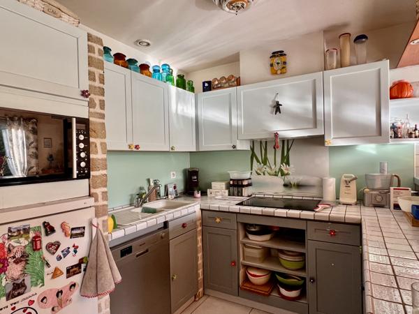 Maison de 123 m² avec grand terrain, piscine couverte, 3 chambres et bureau – Machecoul-Saint-Même (44)