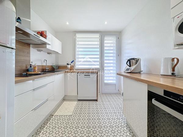 Millau (12100) APPARTEMENT F4 81 M² REFAIT À NEUF