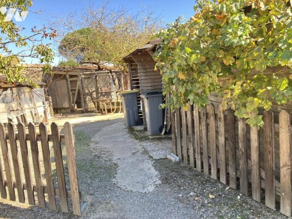 STE PAZANNE Terrain à bâtir en village