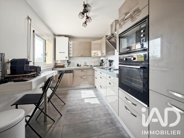 Appartement à vendre 4 pièces 87 m² Champs-sur-Marne
