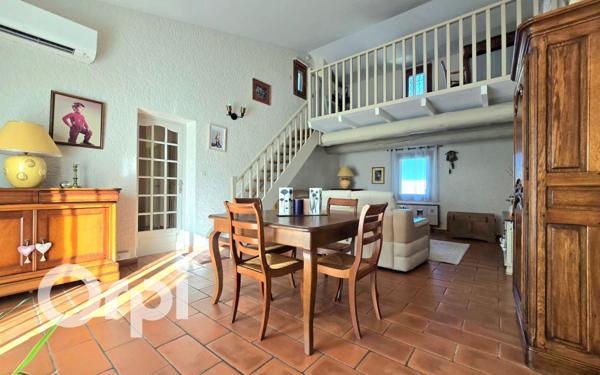 Maison à vendre    5 pièces •  Saint-Martin-de-Crau