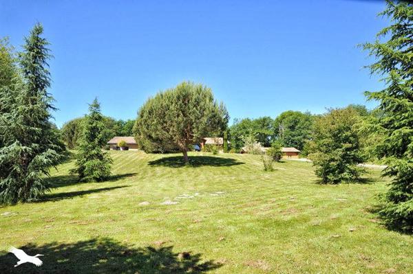 Maison à vendre |  Lessac |  6 pièces | 236,8 m²