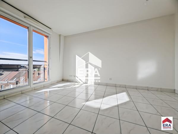 Appartement - Studio - 36 m² - CROIX CENTRE