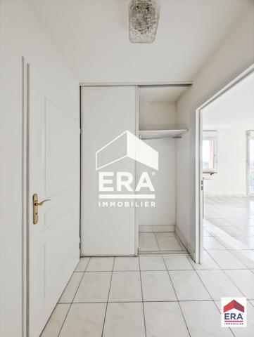 Appartement - Studio - 36 m² - CROIX CENTRE