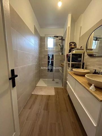 Location Appartement 4 pièces 99 m2 à Gémenos