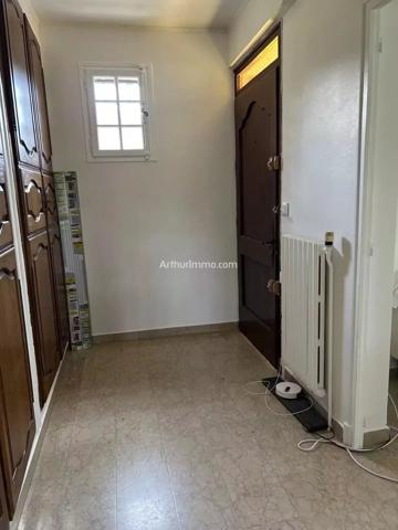 Location Appartement 4 pièces 99 m2 à Gémenos