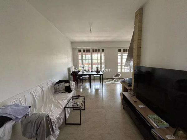Location Appartement 4 pièces 99 m2 à Gémenos
