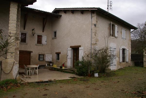 Grande propriété avec 2 maisons individuelles