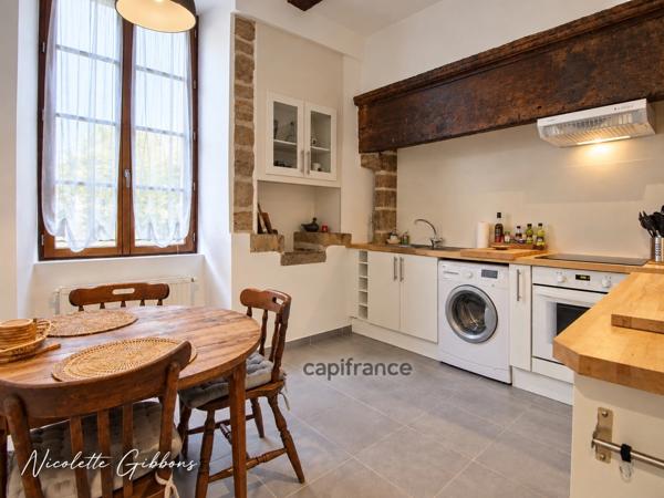 BEAULIEU-SUR-DORDOGNE – IMMEUBLE DE RAPPORT DU XVIIe SIÈCLE AU CŒUR D’UN DES PLUS BEAUX VILLAGE DE FRANCE