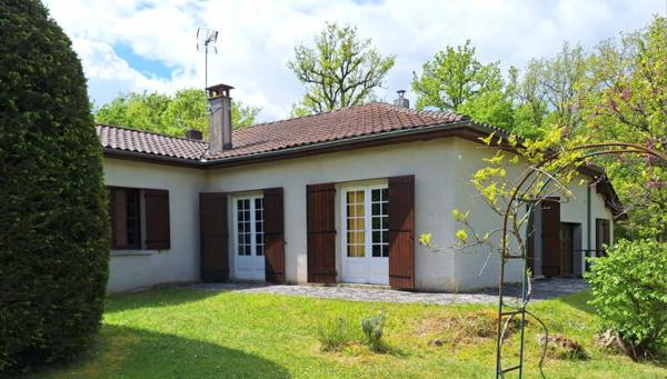 Segonzac (24600) Dordogne - Périgueux - Tocane - Segonzac - Maison 144 m² - 5 chambres - terrain + bois 5879 m² - calme