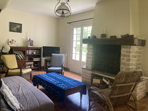 Segonzac (24600) Dordogne - Périgueux - Tocane - Segonzac - Maison 144 m² - 5 chambres - terrain + bois 5879 m² - calme