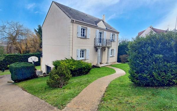 Maison à vendre    6 pièces • 147,86 m2 Neuilly-Plaisance