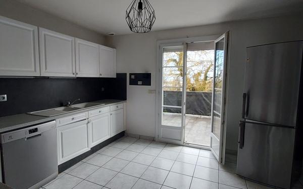 Maison à vendre    6 pièces • 147,86 m2 Neuilly-Plaisance