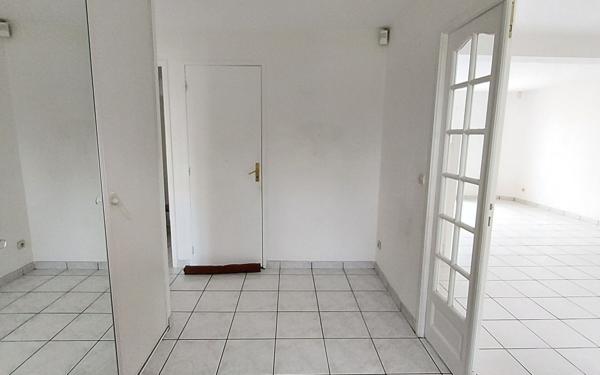 Maison à vendre    6 pièces • 147,86 m2 Neuilly-Plaisance