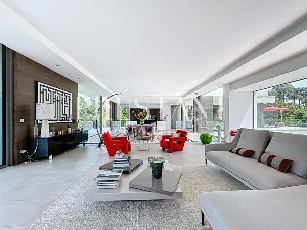 Villa d’exception à Chiberta – Entre élégance californienne et art de vivre à la française, ANGLET