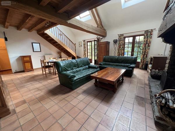 Maison à vendre à Châteaugiron en Ille-et-Vilaine (35410), ref : VM2376-35018