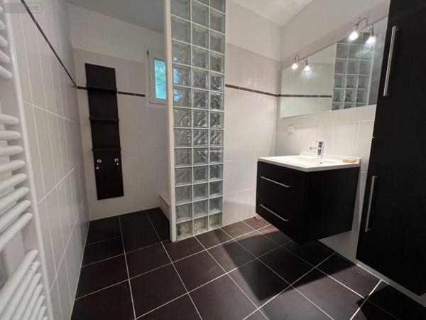 Maison à vendre à Châteaugiron en Ille-et-Vilaine (35410), ref : VM2376-35018