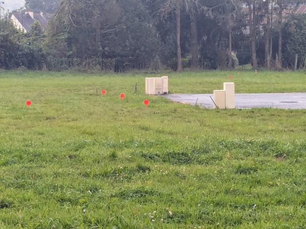 LIGNOL TERRAIN A BATIR VIABILISE DE 775 m²