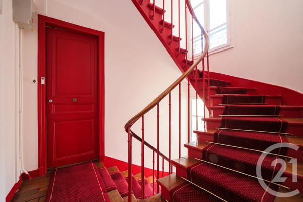 Appartement F2 à vendre  2 pièces - 47 m 2   PARIS  - 75009