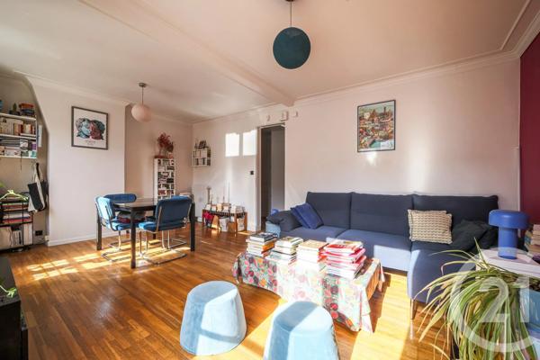 Appartement F2 à vendre  2 pièces - 47 m 2   PARIS  - 75009