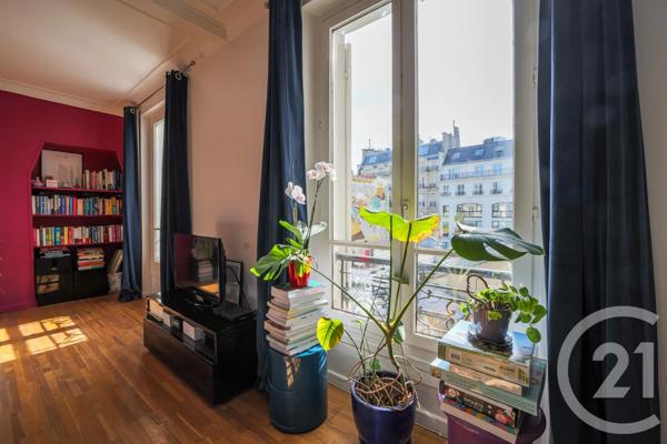 Appartement F2 à vendre  2 pièces - 47 m 2   PARIS  - 75009