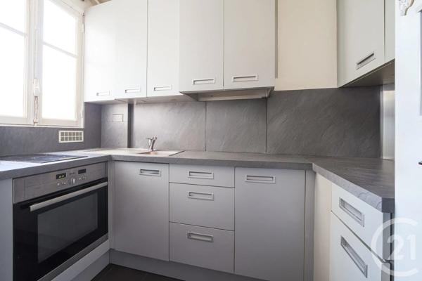 Appartement F2 à vendre  2 pièces - 47 m 2   PARIS  - 75009