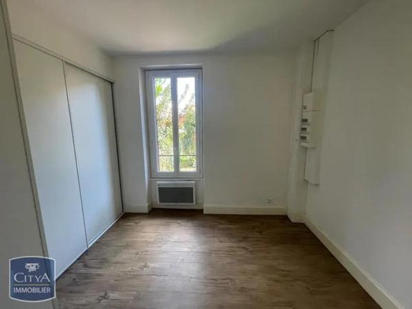 Appartement à louer 2 pièces 37.05m² Clermont-Ferrand (63000)