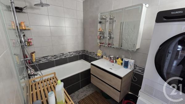 Appartement F3 à vendre  4 pièces - 76,63 m 2   CHELLES  - 77