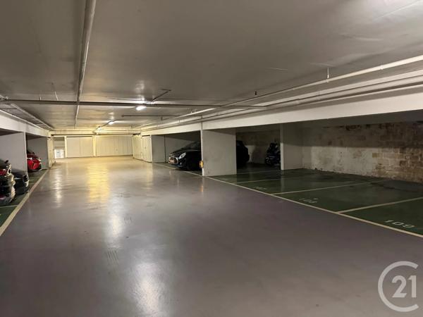 Parking à vendre  11 m 2   PARIS  - 75015